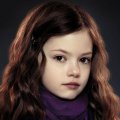 MackenzieFoy_0