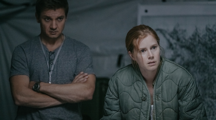 contact_arrival_movie2017-02.jpg
