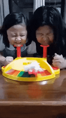 승부욕 강한 딸.gif