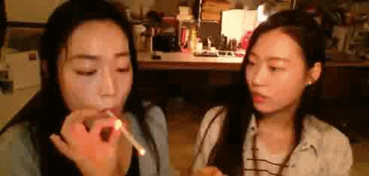집에서 인터넷 방송중 엄마 난입2.gif