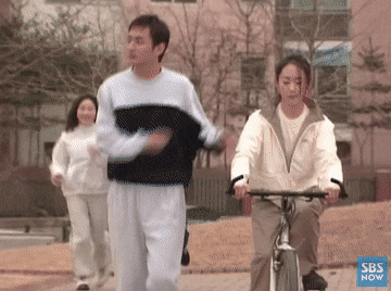 4430002_dVZjaAyoLT_1601431303367.gif