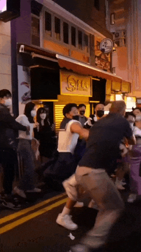 힘 스텟만 찍은 마법소녀들.gif