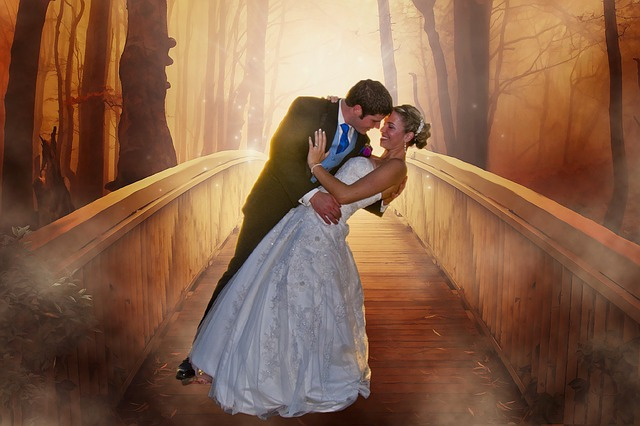 A catalog of different wedding services jointly help to make such a day brilliant and memorable.
