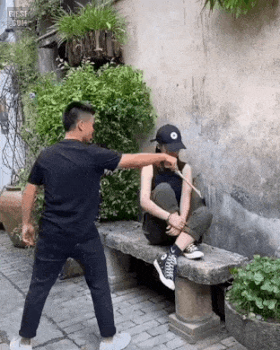 4442975_oRzNjt3pRV_1602507391281.gif
